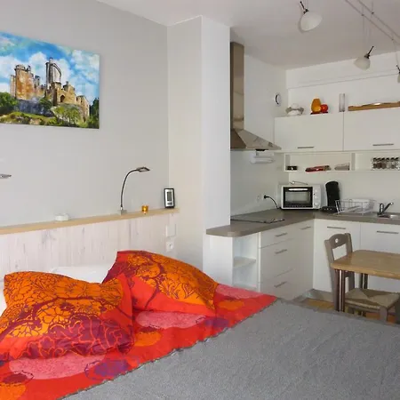 Aux Blanches Pierres * Fumel