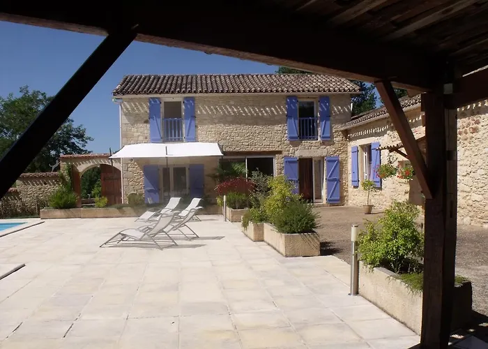 Aux Blanches Pierres Privatunterkunft *