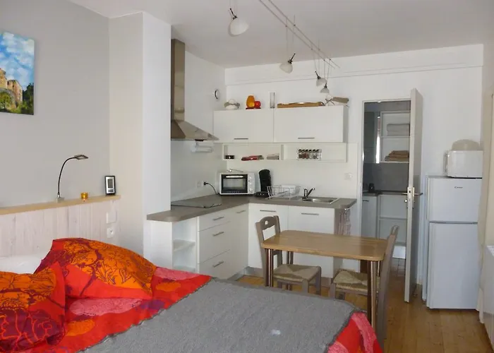 Aux Blanches Pierres Fumel