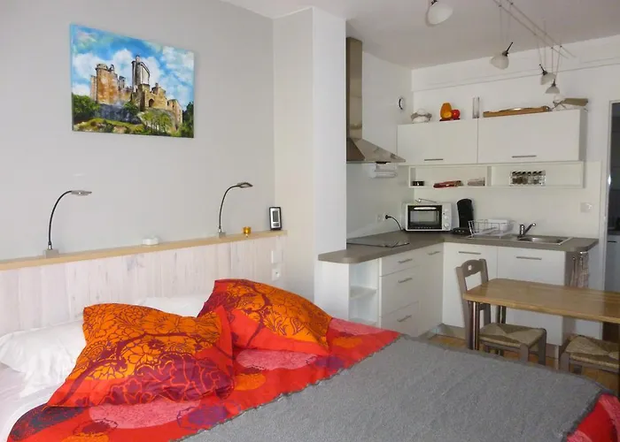 Aux Blanches Pierres * Fumel